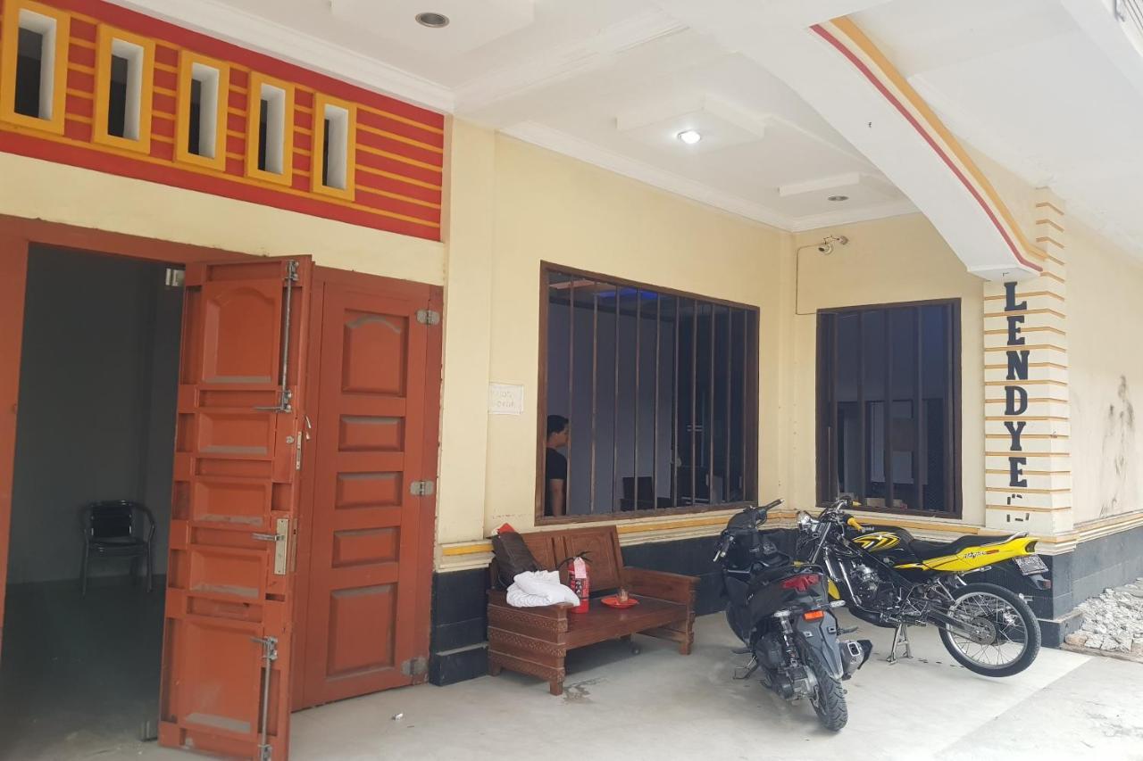 Oyo 91647 Sanina Residence Pematangsiantar Luaran gambar