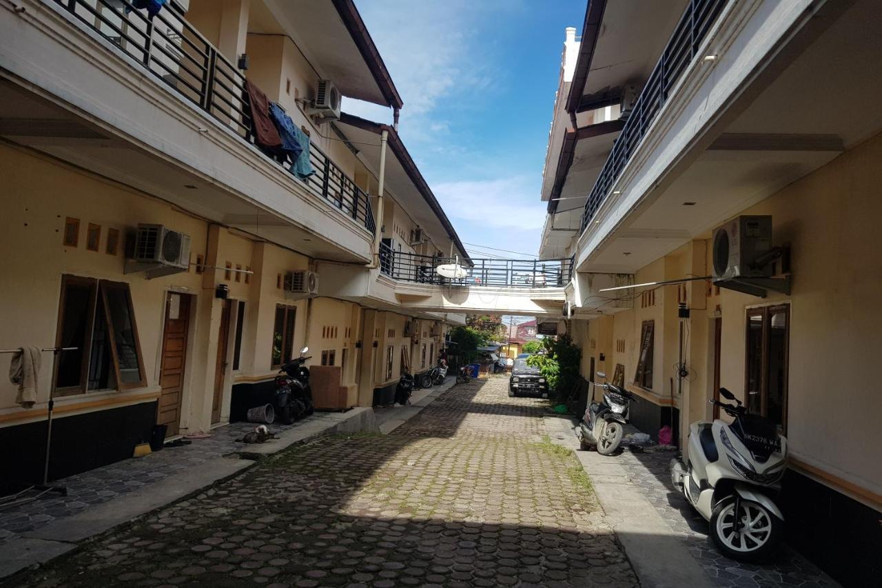 Oyo 91647 Sanina Residence Pematangsiantar Luaran gambar