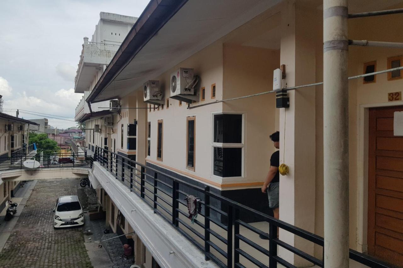 Oyo 91647 Sanina Residence Pematangsiantar Luaran gambar